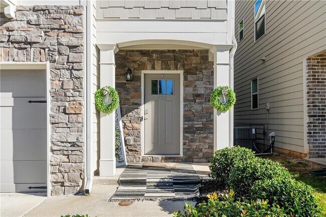 Foto del edificio - 580 Morrow Ln