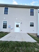Building Photo - 19 Paige Dr