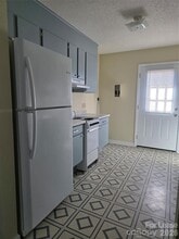 Building Photo - 702 Cotton St