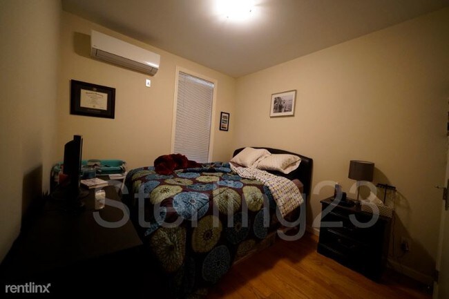 Building Photo - 34-37-37 34th St