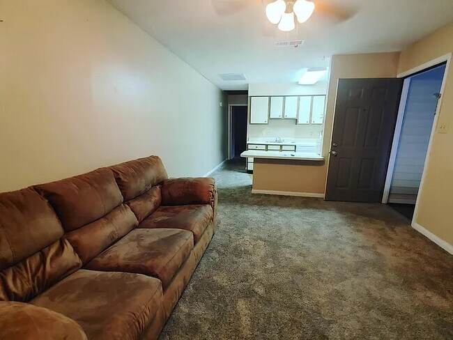 Foto del edificio - 4780 Pontchartrain Dr