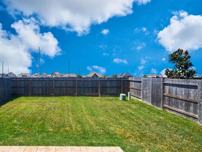 Building Photo - 22650 Sutherland Bend Ln
