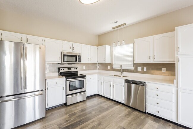 Building Photo - 3550 Limelight Ln