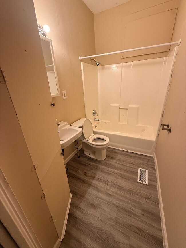 Foto del edificio - 3116 Marion Ave