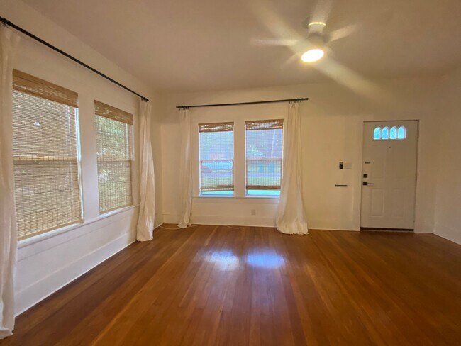 Foto del edificio - 2 BEDROOM WITHIN WALKING DISTANCE TO UMHB