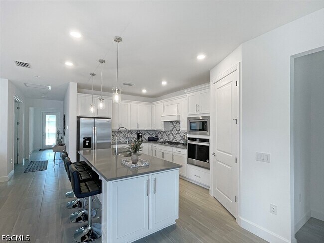Foto del edificio - 2057 Yellowfin Cir