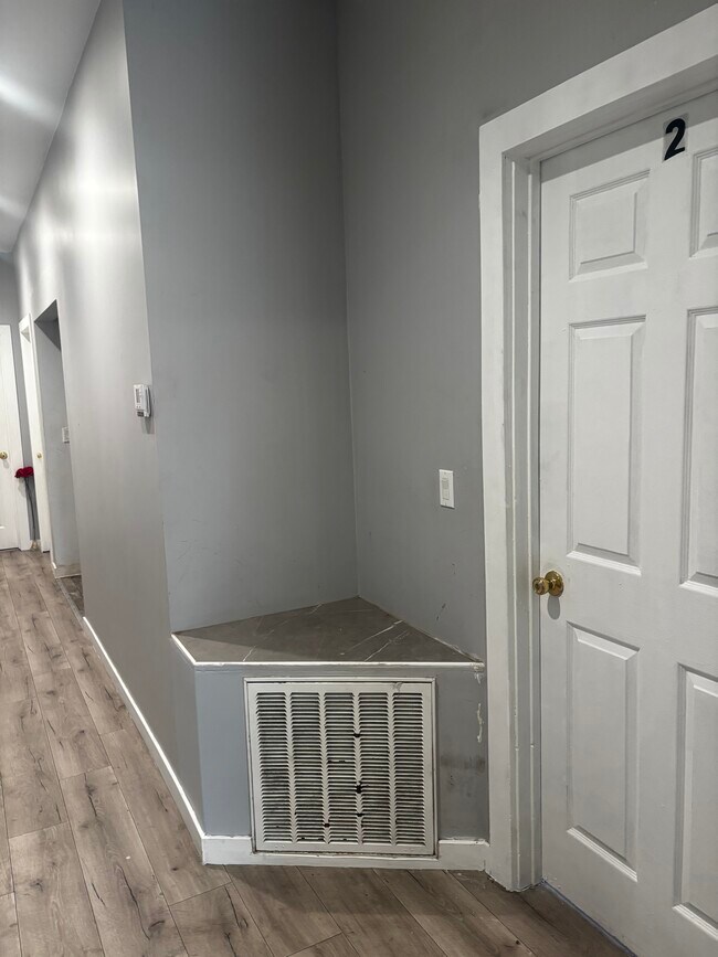 Pasillo - 1726 W 22nd St
