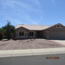 Building Photo - 1529 S Sahuaro Dr