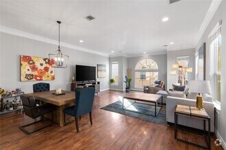 Building Photo - 1608 Colorado St
