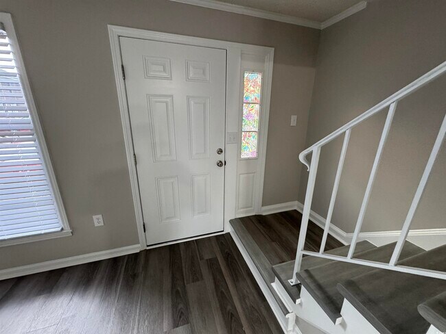 Foto del edificio - 6702 Jefferson Pl