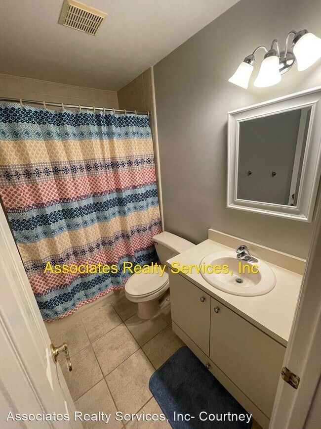 Foto del edificio - 3 br, 2 bath House - 9515 NW 4th Place