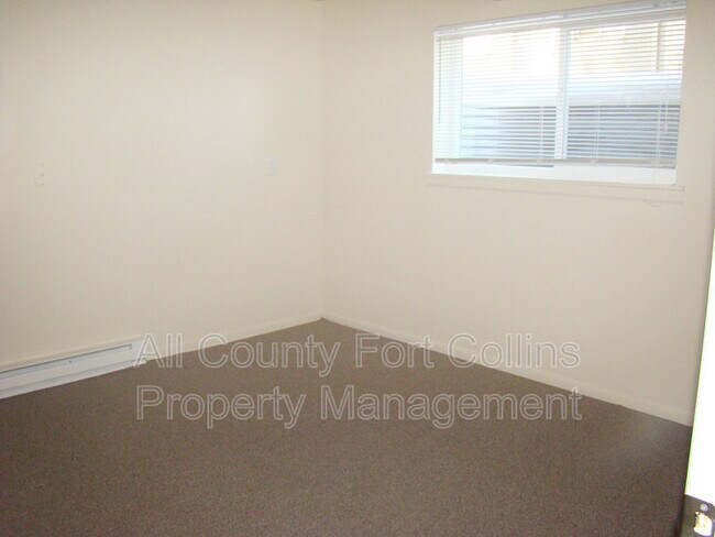 Building Photo - 1108 Baker St