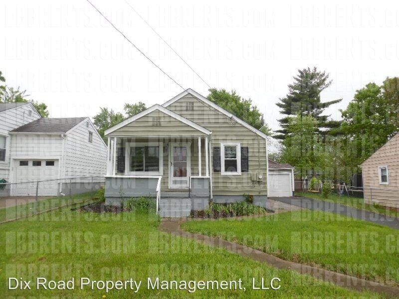 Foto principal - 3 br, 1 bath House - 1471 Milton Street,
