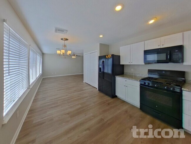 Foto del edificio - 22042 Soft Pines Ct