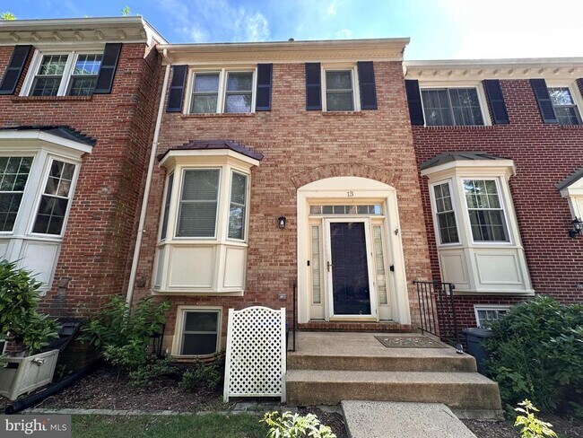 Foto del edificio - 13 Carriage House Cir