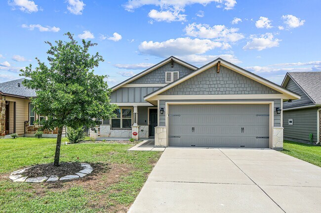 Building Photo - 2112 Dumfries Dr
