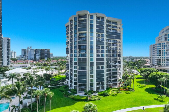 Building Photo - 4551 Gulf Shore Blvd N