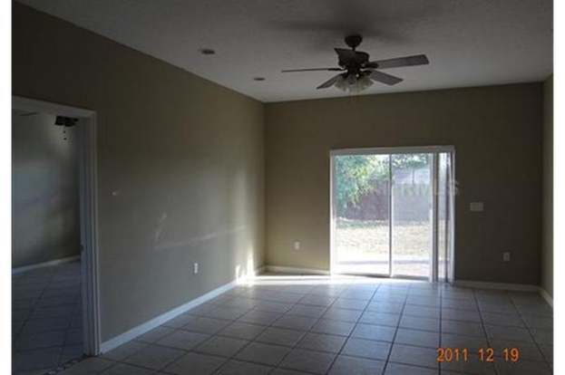 Building Photo - 9933 Shadow Creek Dr