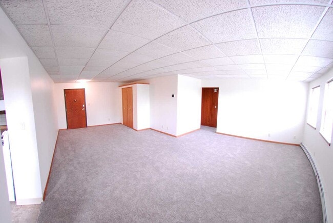 Apt. 28 Living Room - Lincoln Apartments LLC