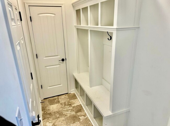 Foto del edificio - 13238 Landing Cir