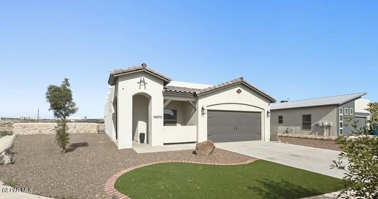 Foto principal - 10072 Rain Cloud Dr