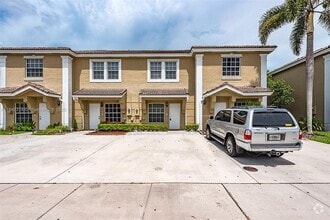 Building Photo - 705 SW 122nd Ave