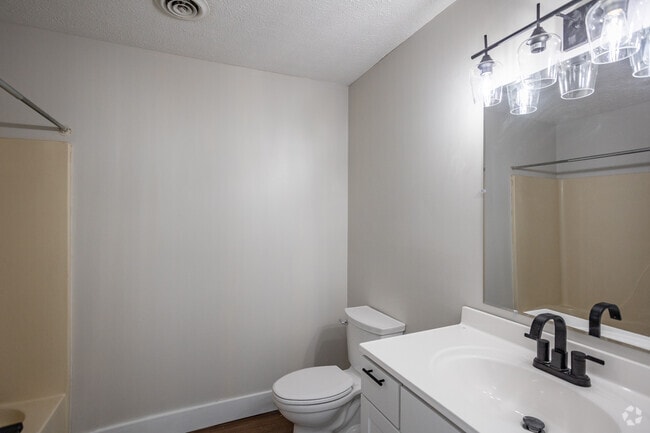 2BR, 1BA - 850SF - Primary Bathroom - Sunnydale Acres - 2 Bed, 1 Bath - NO WAITLIST