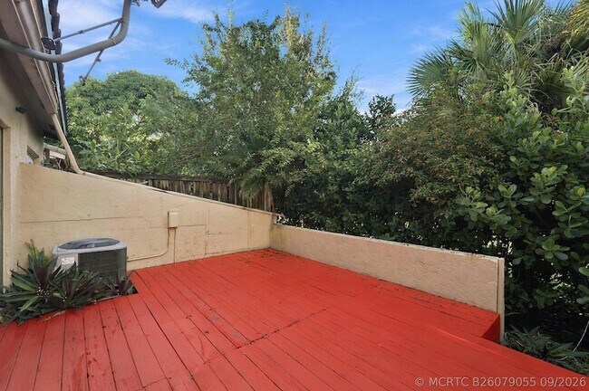 Foto del edificio - 8690 NW 40th St