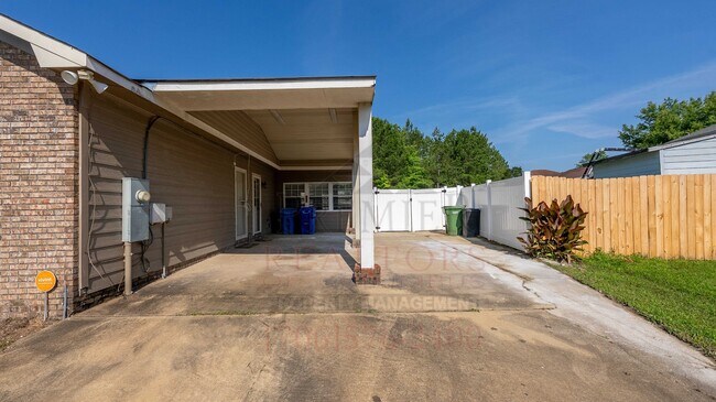 Foto del edificio - 4261 Valley Crest Dr