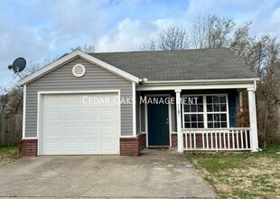 Building Photo - 1110 S C Ct
