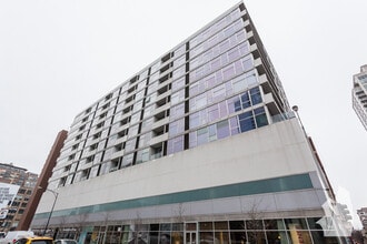 Building Photo - 630 N Franklin St