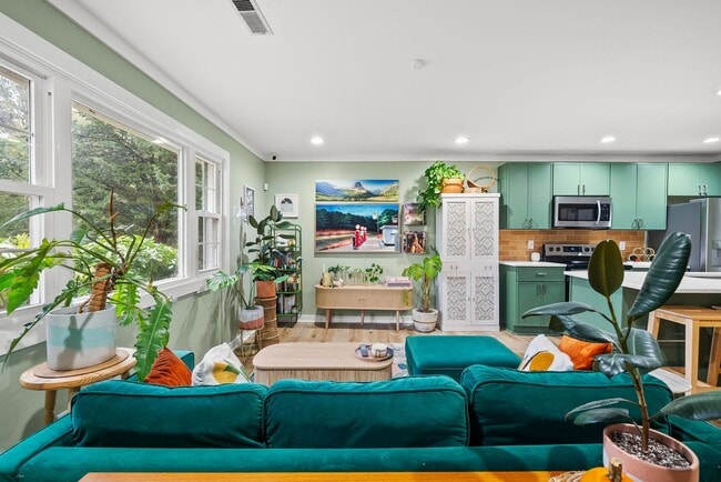 Photo - Durham's Best Ranch! House