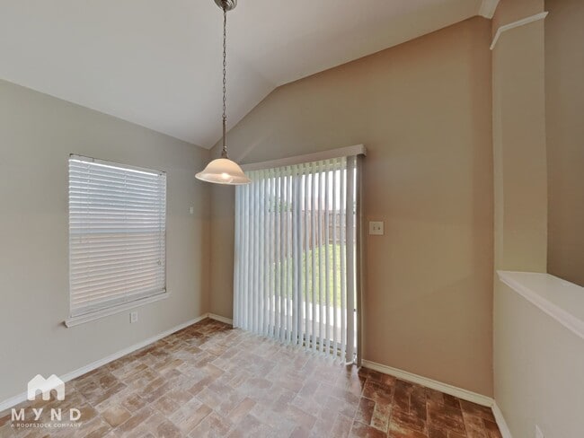 Building Photo - 1019 Cottontail Dr