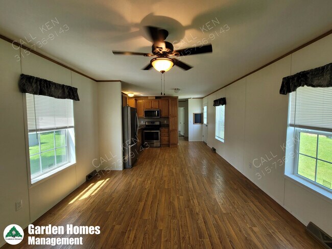 Foto del edificio - 25 Germond Dr