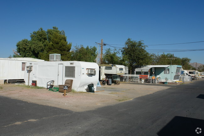 Building Photo - Meadows Trailer Park