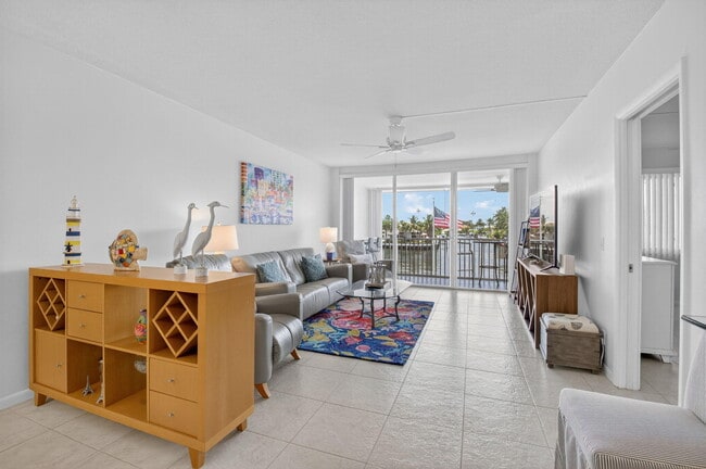 Building Photo - 3100 S Ocean Blvd