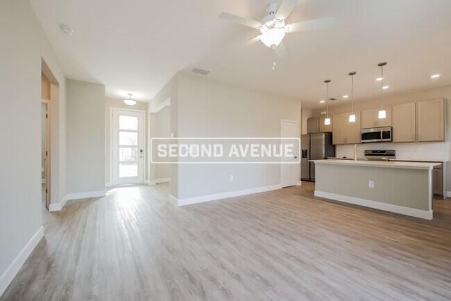 Building Photo - 2726 Trilby Ave