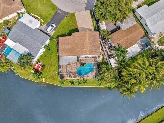 Foto del edificio - 3917 E Lake Rd