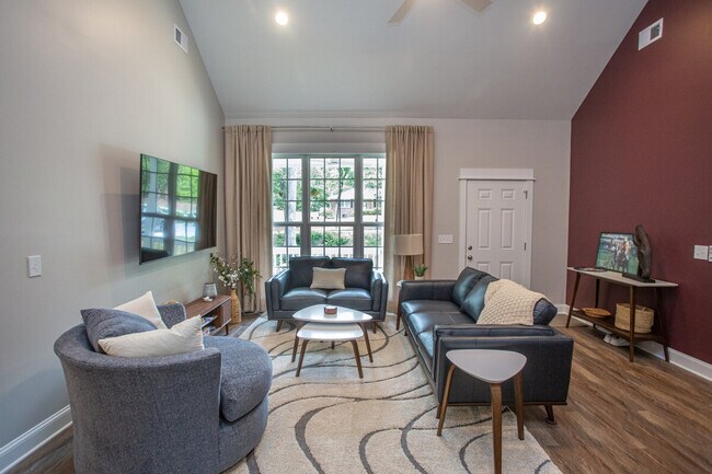 Foto del edificio - 2202 Elkridge Dr