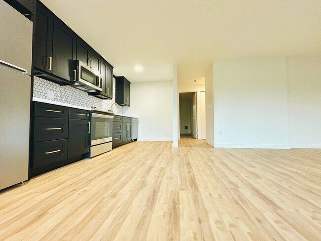 Building Photo - PLP I (Woodside) K