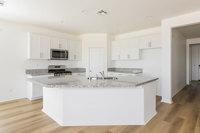 Foto del edificio - 27225 Goldstone Dr