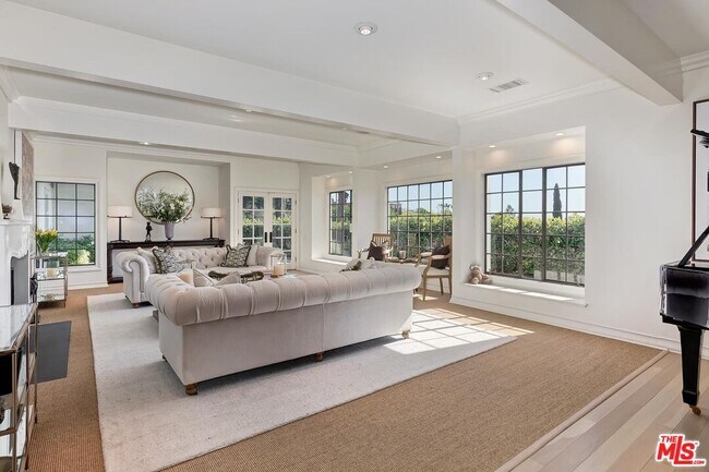 Foto del edificio - 1075 Wallace Ridge