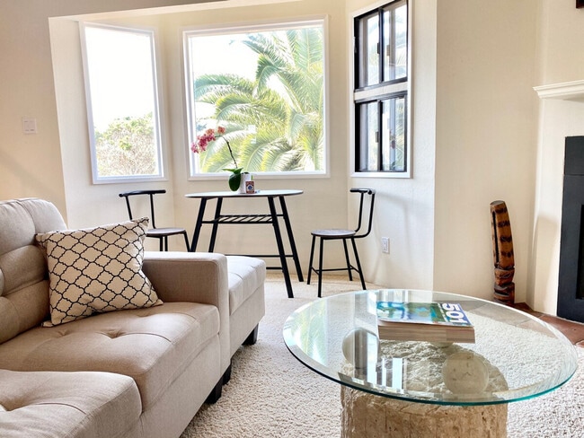 Building Photo - 4545 Carpinteria Ave