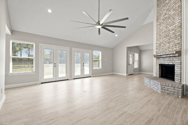 Foto del edificio - Fully Remodeled Country Home on Half an Ac...