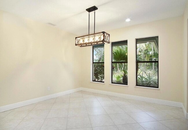 Foto del edificio - 1232 SW Knollwood Dr