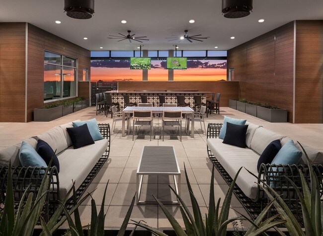 The Halsten at Chauncey Lane Apartments Phoenix, AZ