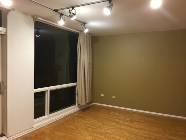 sala de estar - 61 W 15th St