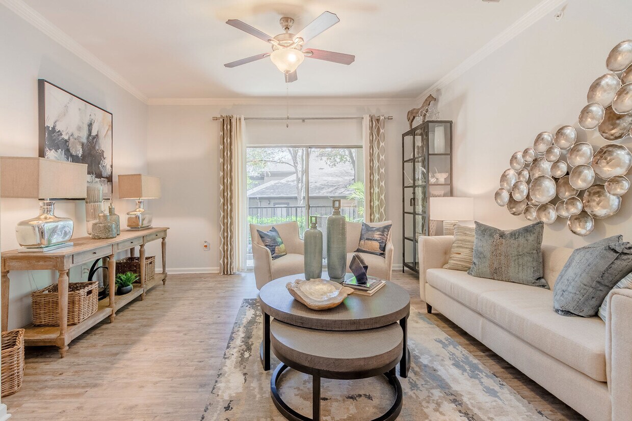 Wildwood Creek 820 E Dove Loop Rd Grapevine, TX Apartments for Rent