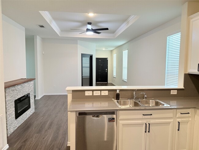 Foto del edificio - 25558 Burnett Ranch Ln
