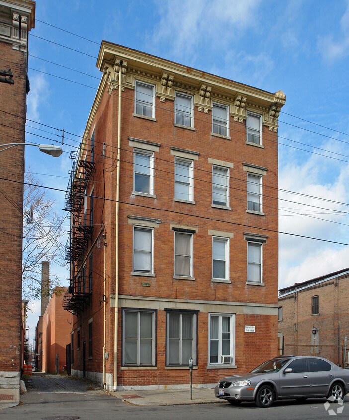 Foto principal - 1909 Race St